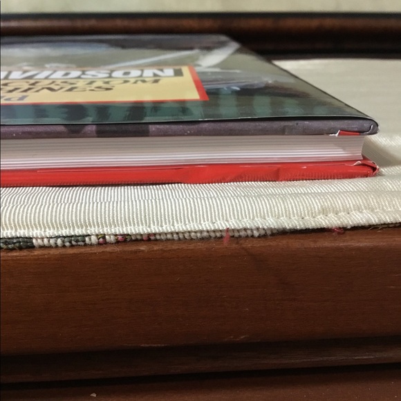 Large 1992 Harley Davidson Book - Picture 13 of 13